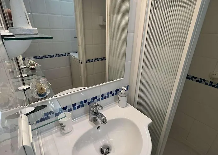 Cosy Avec Cabine, Piscine, Parking, Lave-linge, Proche Et Commerces. - Fr-1-702-9 Appartamento